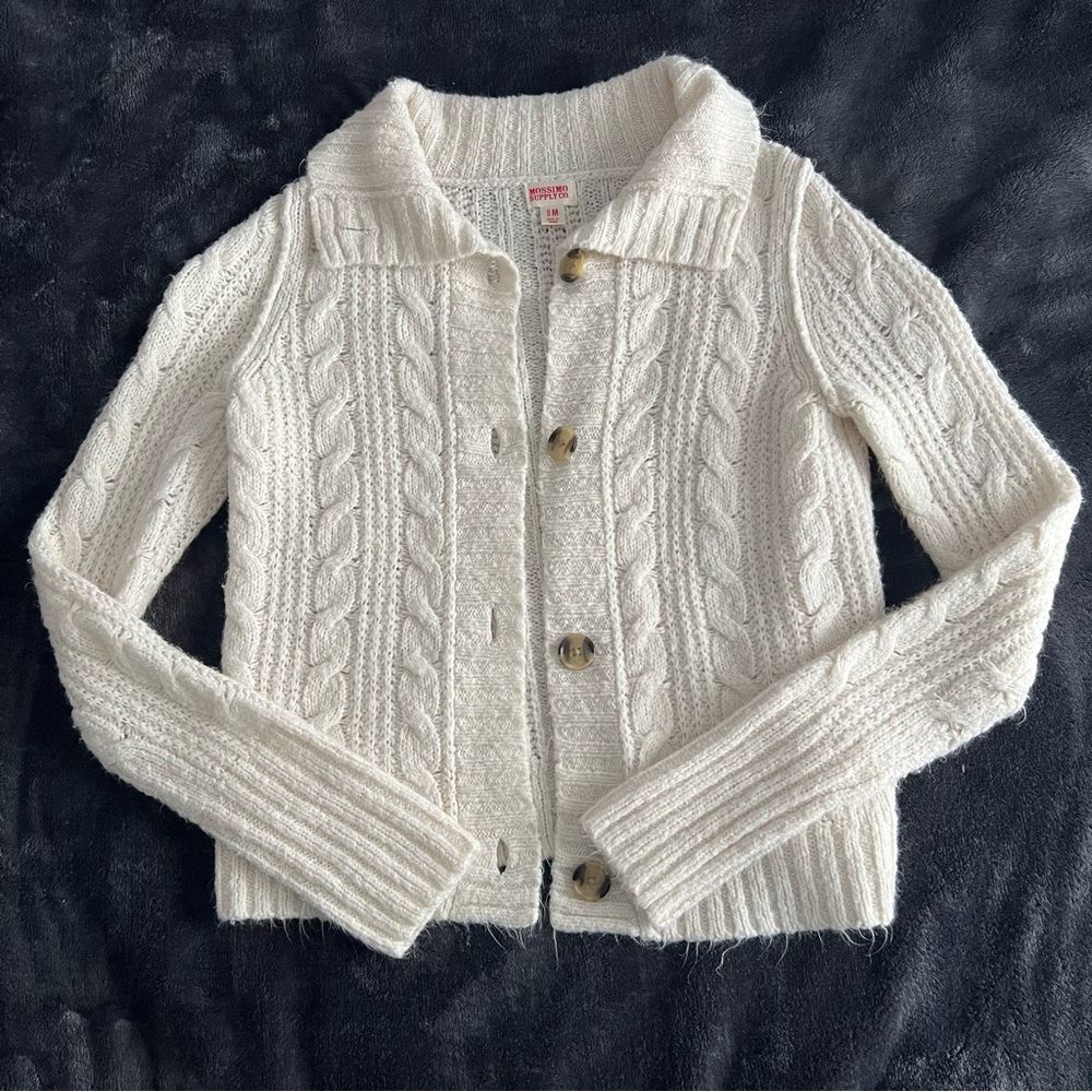 Women's Cream Cable Knit Sweater